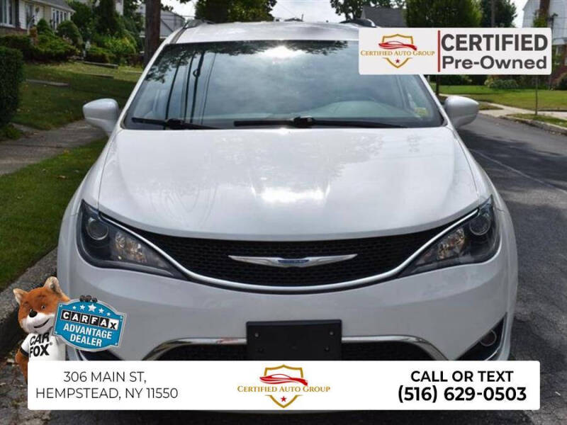 2024 Chrysler Pacifica Plug-In Hybrid Select