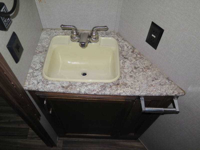 2016 Keystone RV Montana