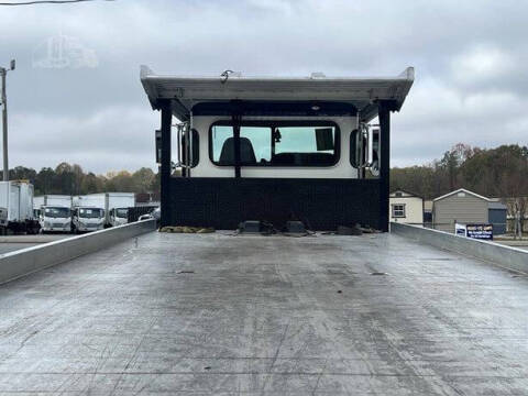 2009 Peterbilt 335