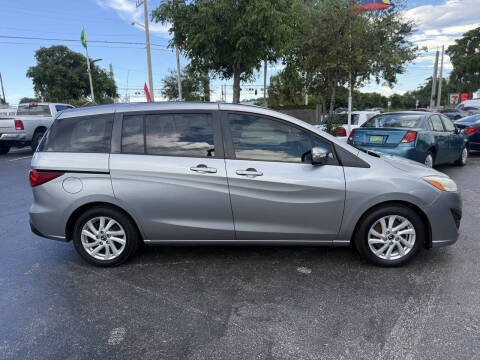 2014 Mazda MAZDA5 Sport
