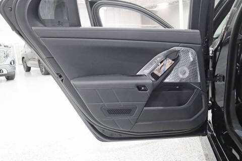 2023 BMW 7 Series 760i xDrive