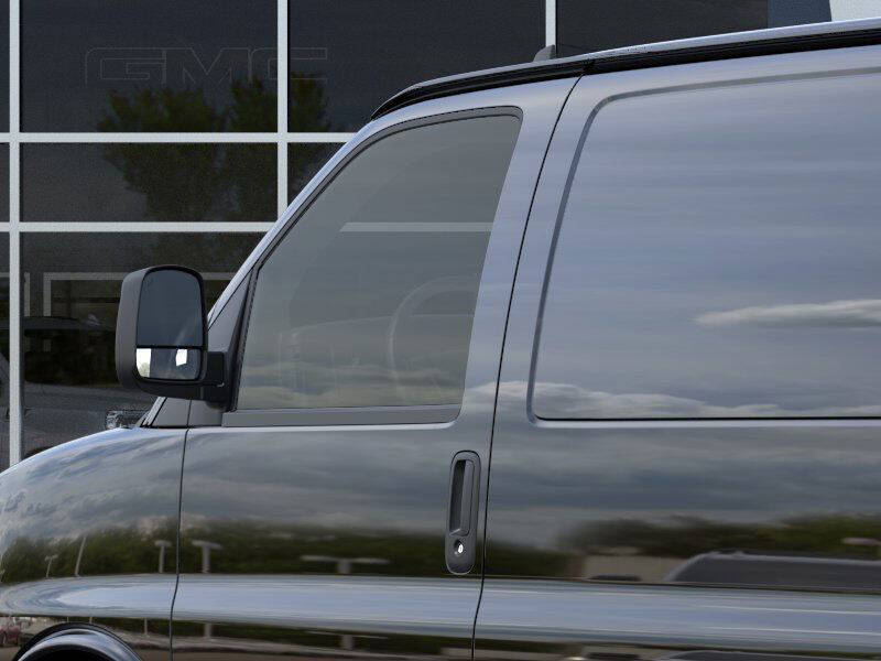 2025 GMC Savana 2500