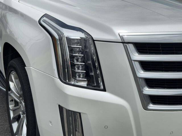 2020 Cadillac Escalade Luxury