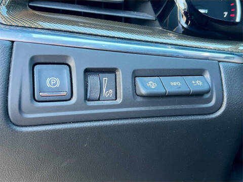 2017 Cadillac XT5 Platinum