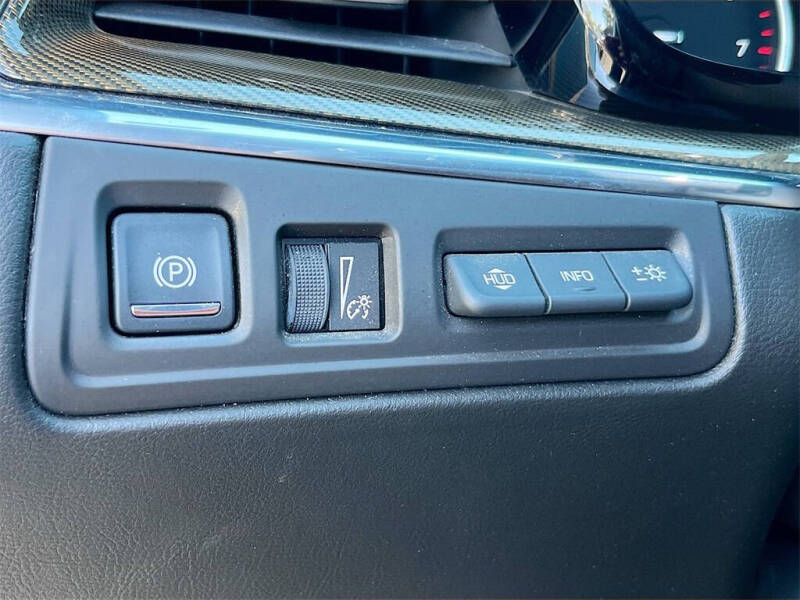 2017 Cadillac XT5 Platinum