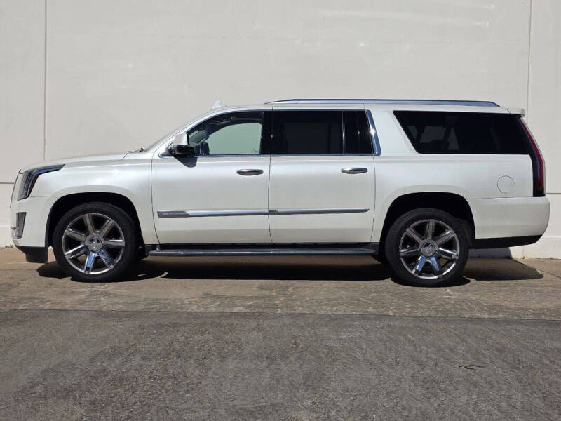 2015 Cadillac Escalade ESV Luxury