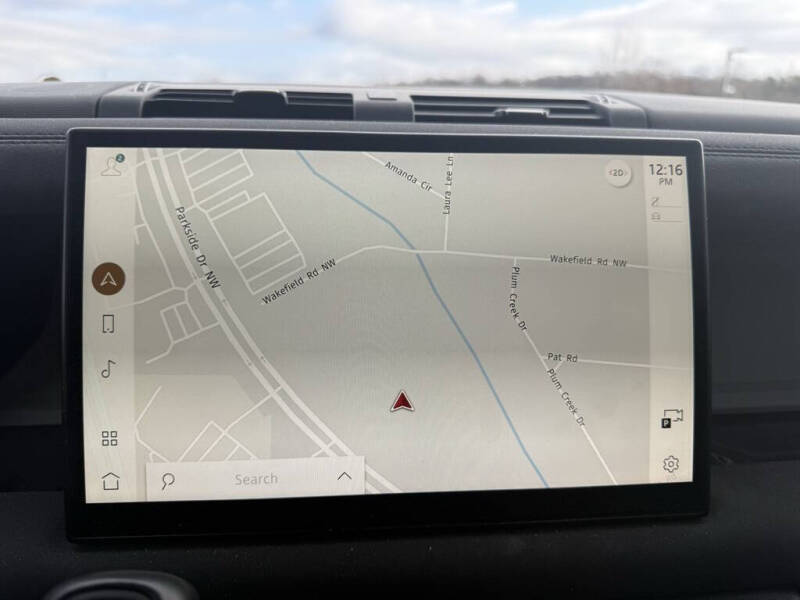 2023 Land Rover Defender 130 X-Dynamic SE