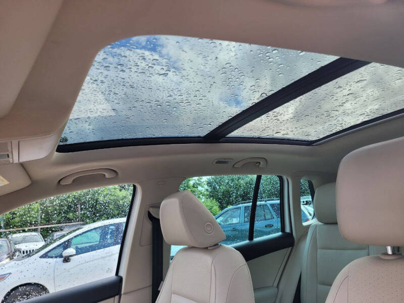 2014 Volkswagen Tiguan S