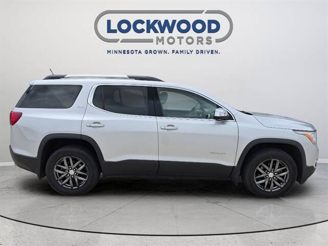 2017 GMC Acadia SLT-1