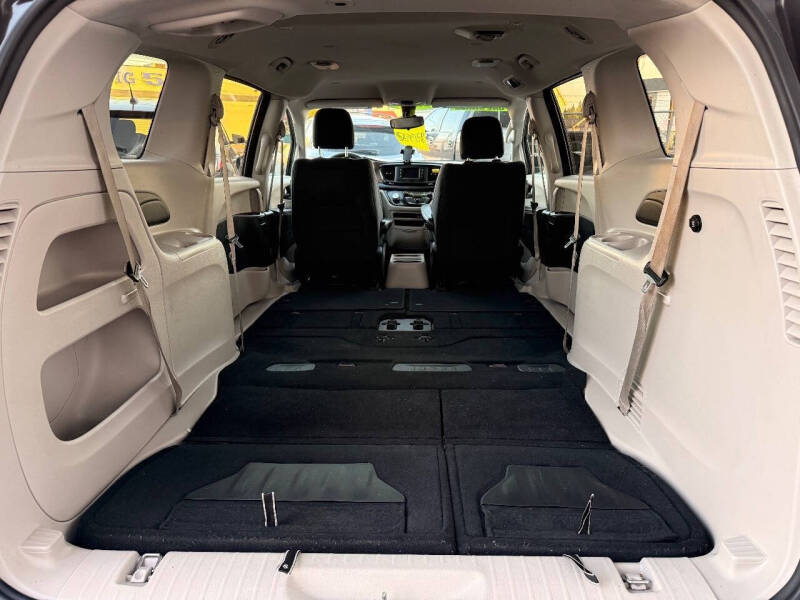 2017 Chrysler Pacifica Touring