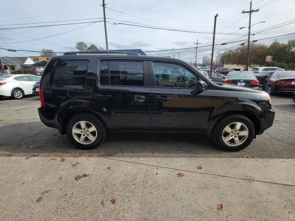 2011 Honda Pilot for sale at DAGO'S AUTO SALES LLC in Dalton, GA