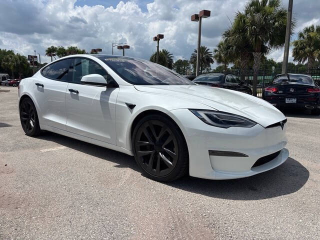 2022 Tesla Model S 24