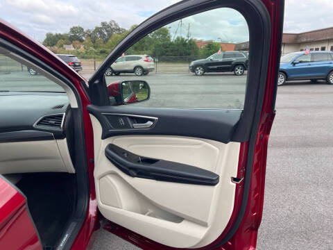 2017 Ford Edge Titanium