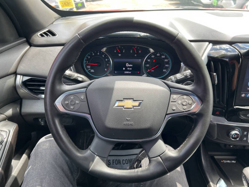 2023 Chevrolet Traverse LT Cloth