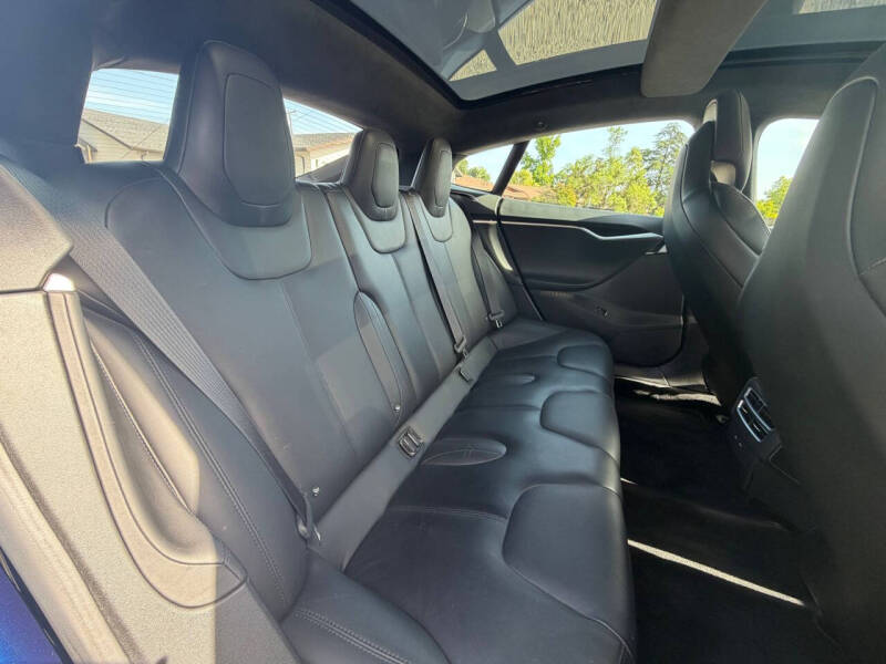 2017 Tesla Model S 75D