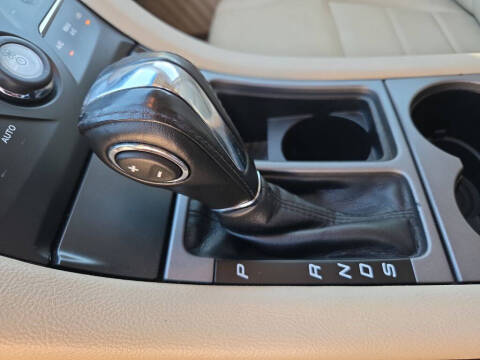 2019 Ford Taurus SEL