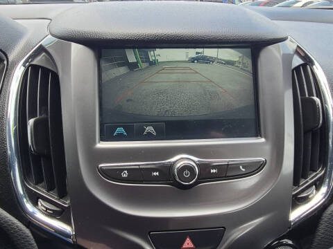 2018 Chevrolet Cruze LT Auto