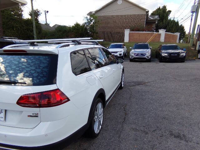 2017 Volkswagen Golf Alltrack TSI S 4Motion