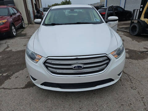 2013 Ford Taurus for sale at Tunniks Global Motors in Houston TX