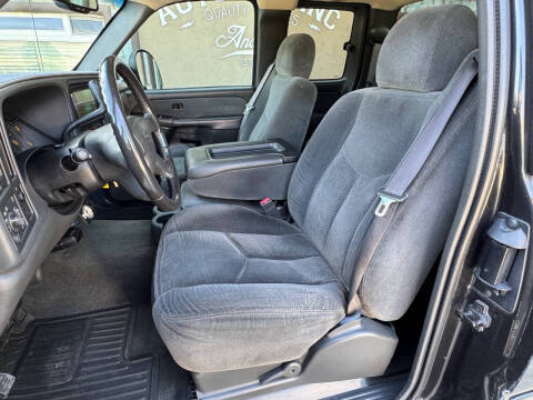 2003 Chevrolet Silverado 2500HD LS