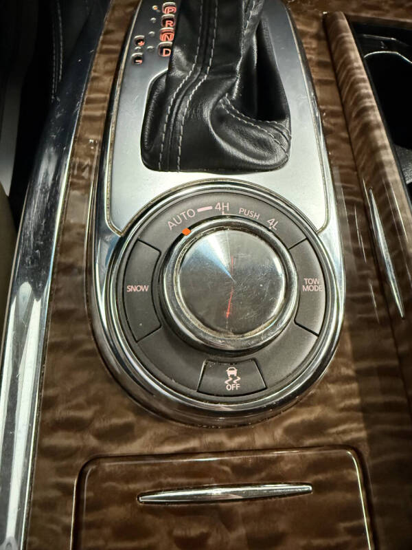 2017 Nissan Armada SL