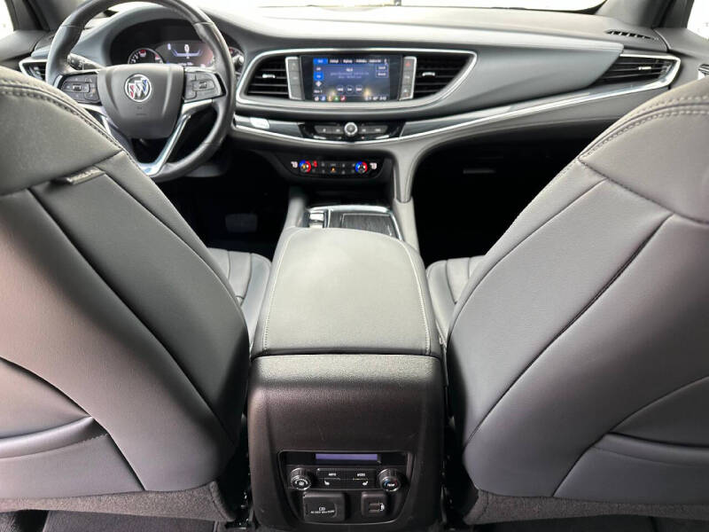 2023 Buick Enclave Premium