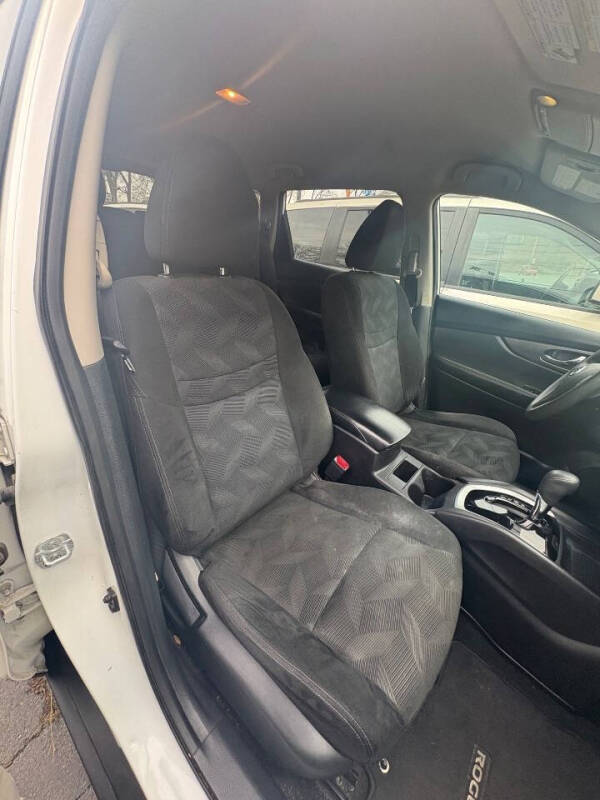 2015 Nissan Rogue SV