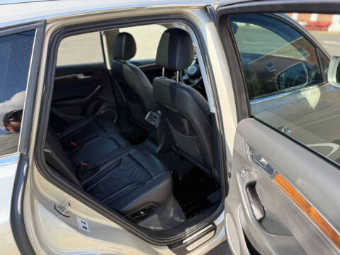 2015 Audi Q5 2.0T quattro Premium Plus