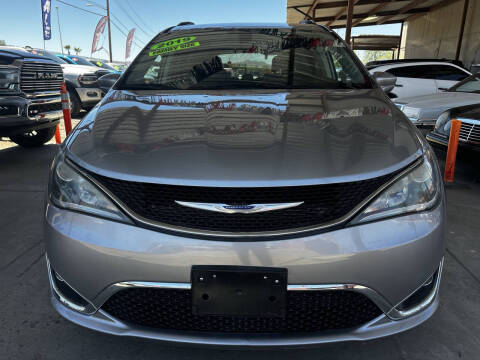 2019 Chrysler Pacifica Touring L 35th Anniversary