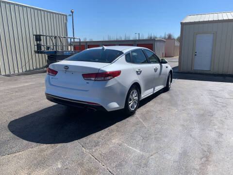2017 Kia Optima LX