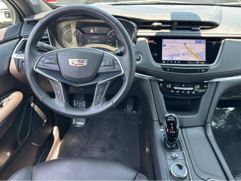 2024 Cadillac XT5 Premium Luxury