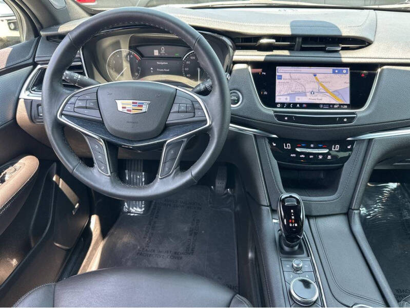 2024 Cadillac XT5 Premium Luxury