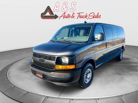 2017 Chevrolet Express LS 3500