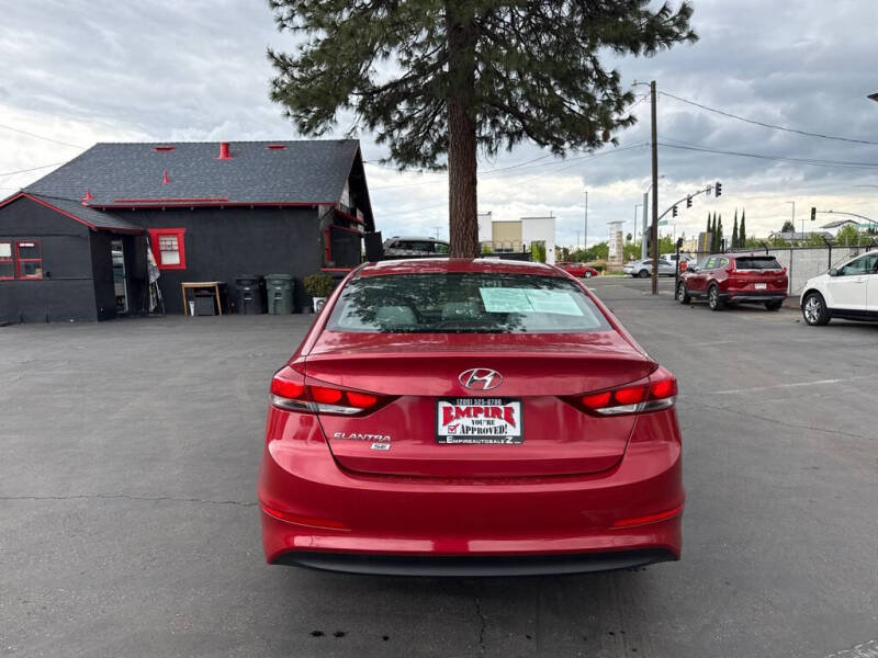 2018 Hyundai Elantra