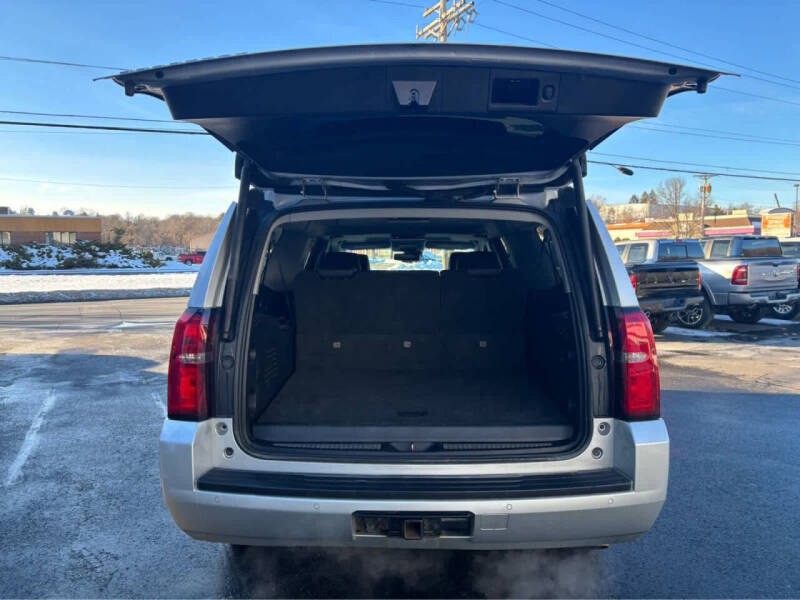 2017 Chevrolet Suburban LT