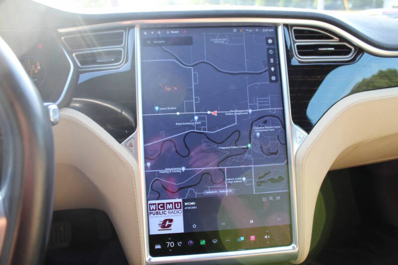 2016 Tesla Model S 75D