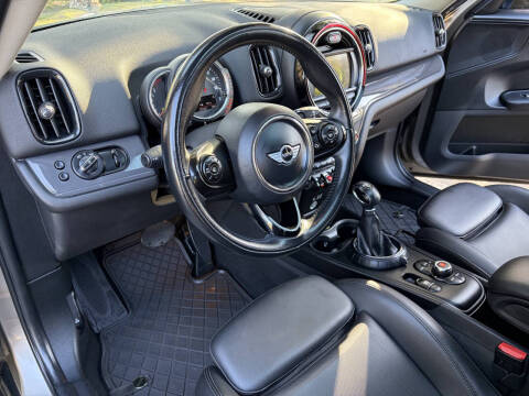 2017 MINI Countryman Cooper