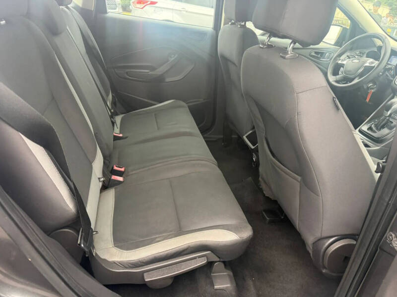 2015 Ford Escape S