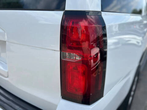 2016 Chevrolet Suburban LT