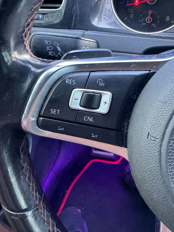 2017 Volkswagen Golf GTI S