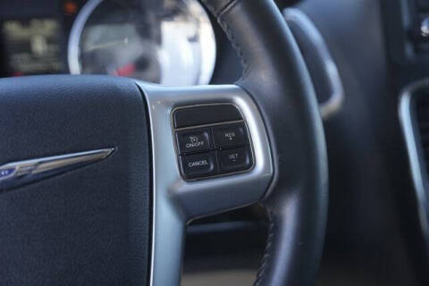 2012 Chrysler Town and Country Touring