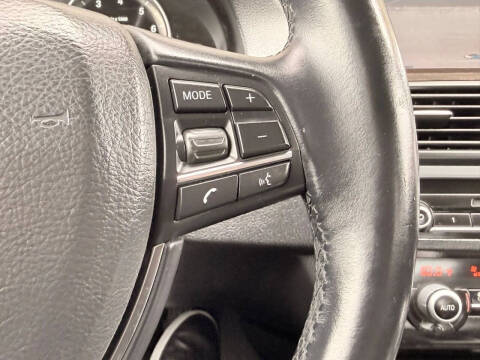 2015 BMW 5 Series 528i