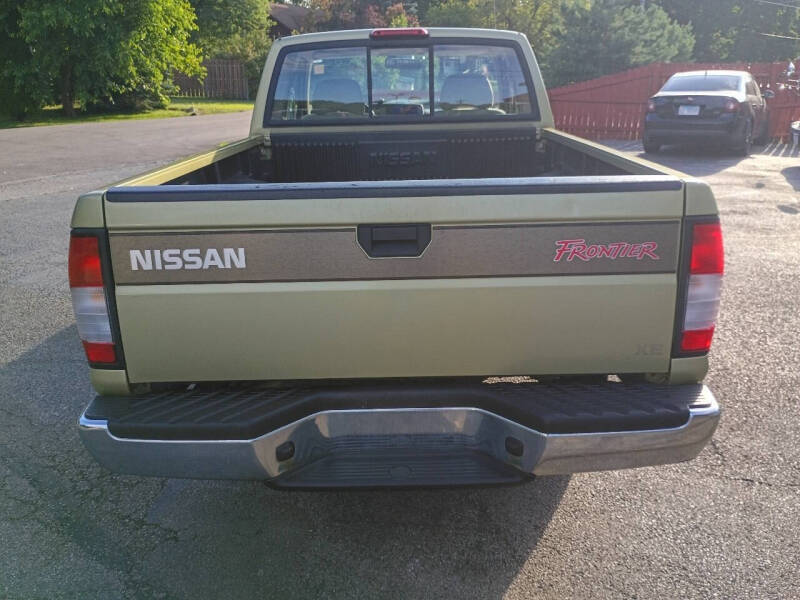 1998 Nissan Frontier XE