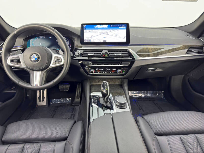 2021 BMW 5 Series 540i