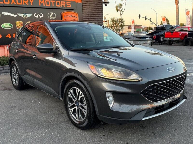 2020 Ford Escape SEL