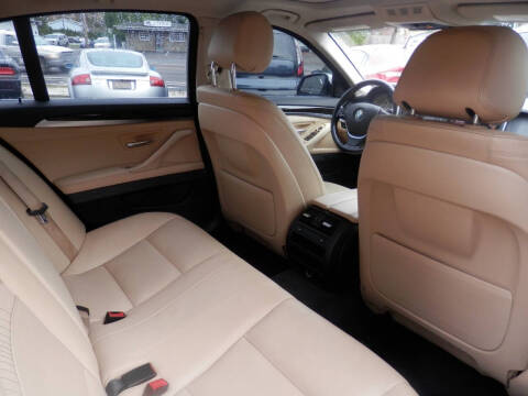 2016 BMW 5 Series 528i