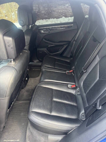 2016 Porsche Macan S