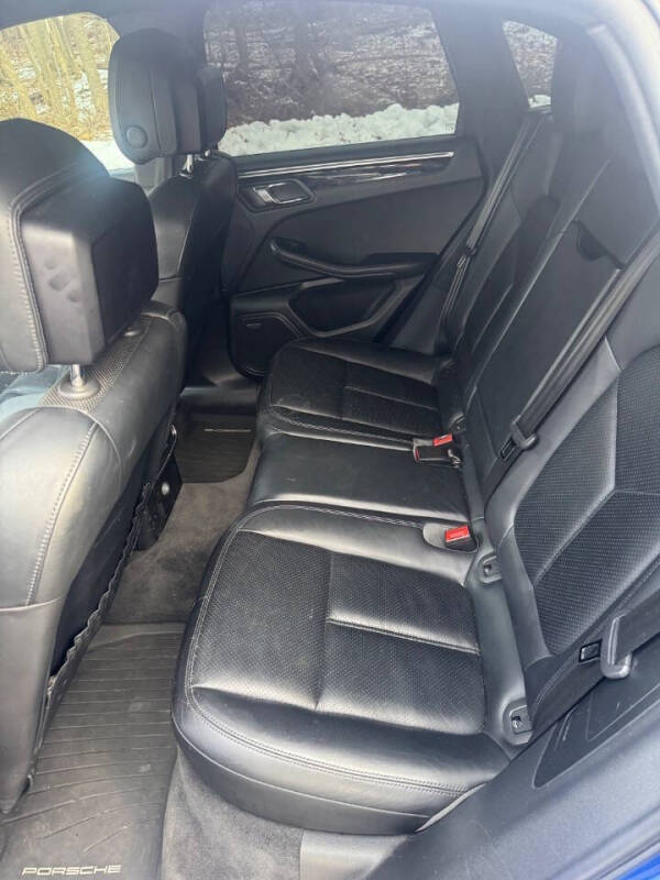 2016 Porsche Macan S