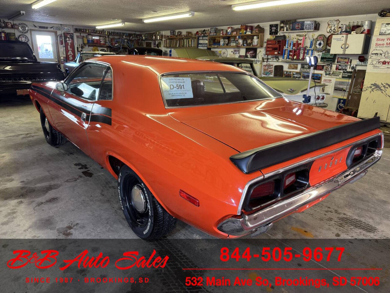 1972 Dodge Challenger 4