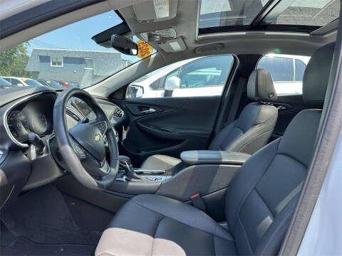 2025 Chevrolet Malibu LT